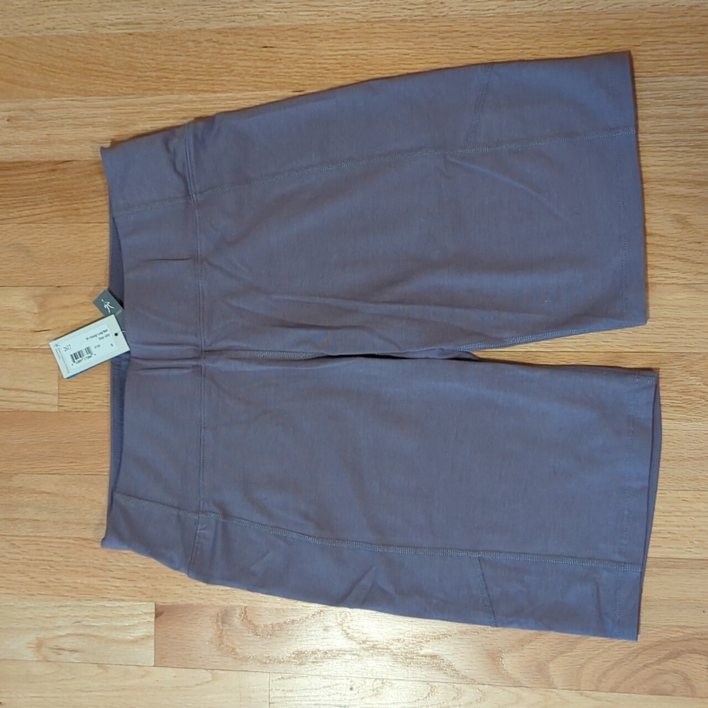 Ibex NWT Synergy shorts size small